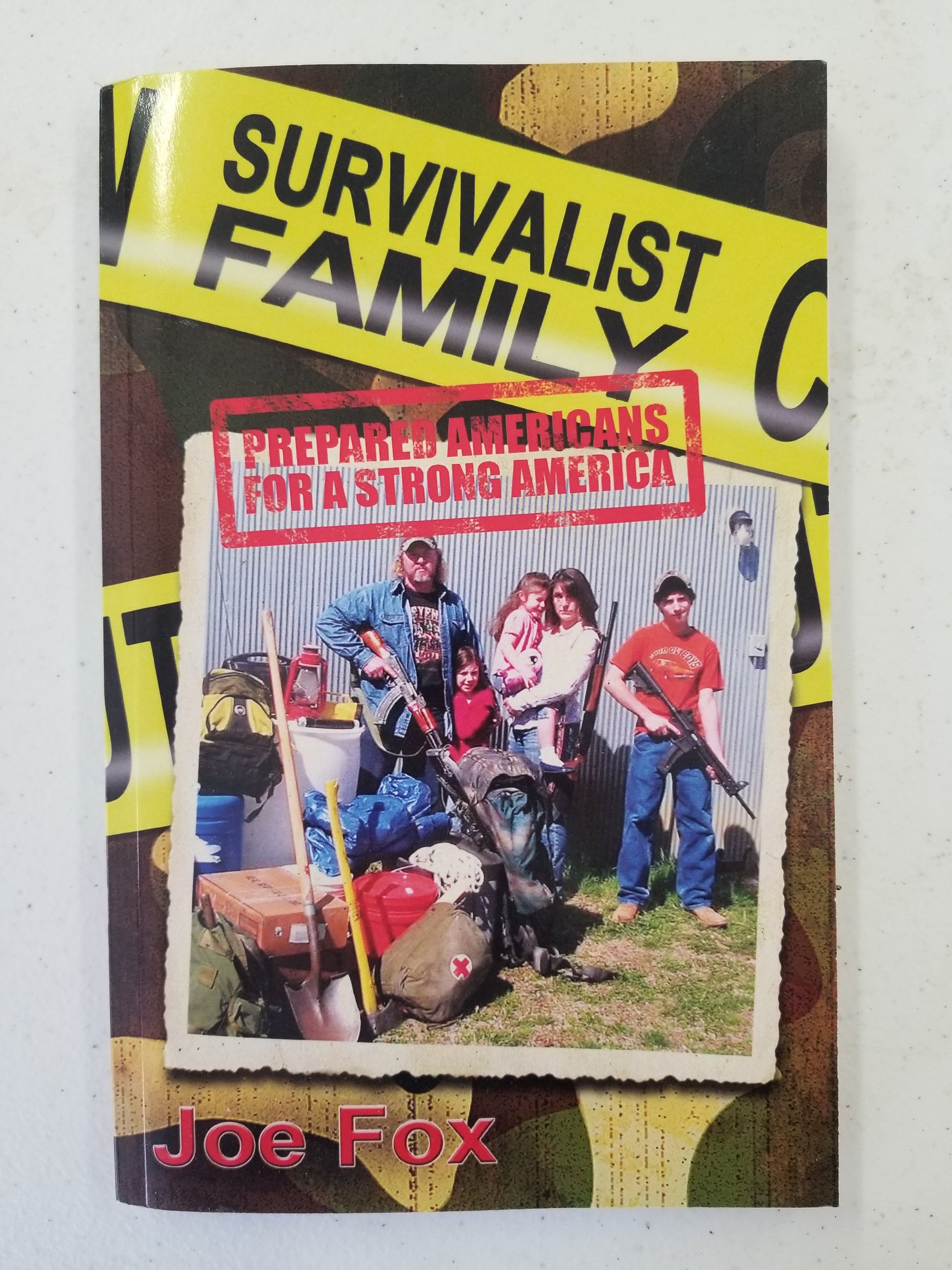 SURVIVALIST FAMILY BOOK - Default Title Book Refuge Medical